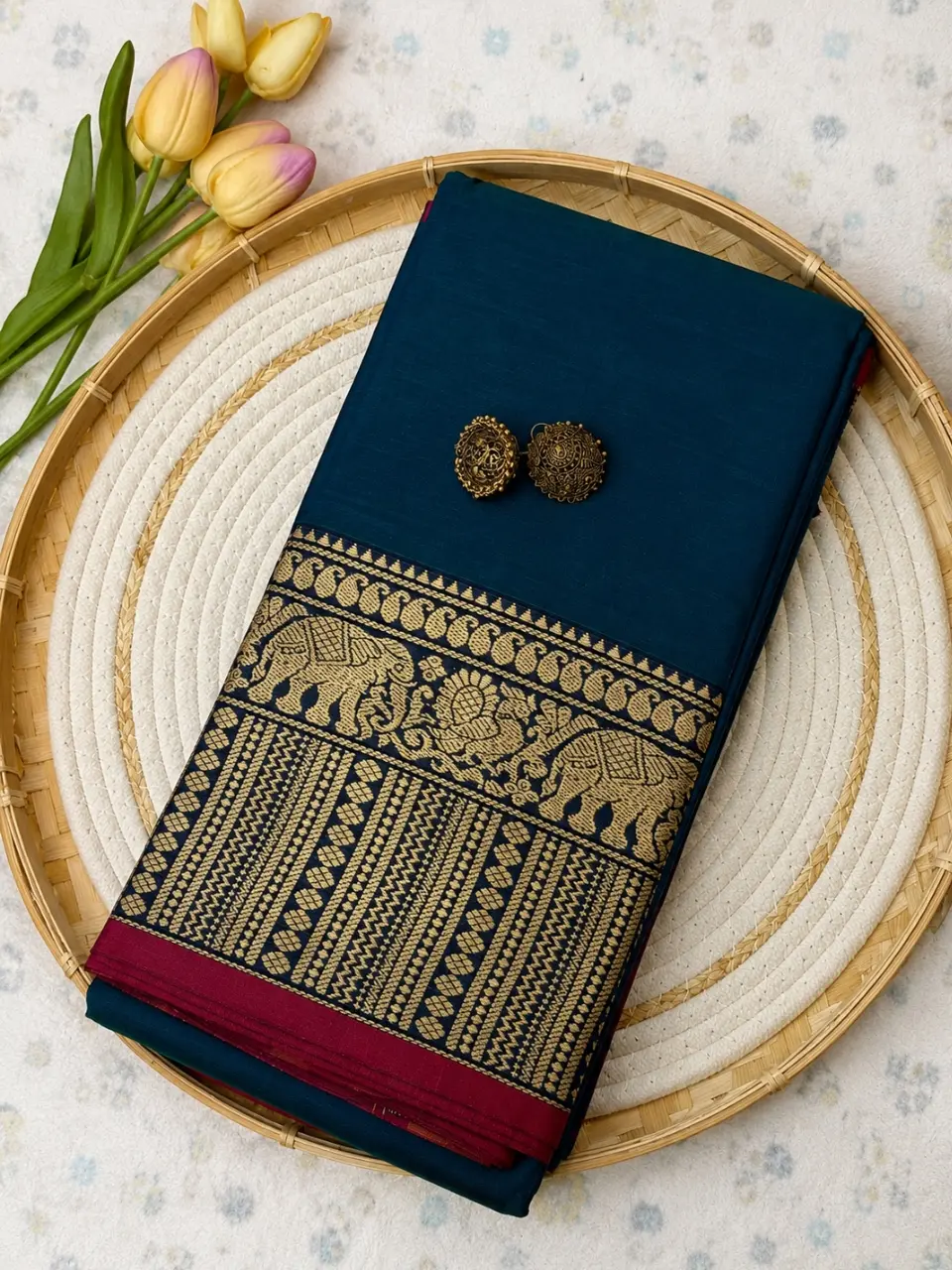 Narayanpet Cotton Saree – Traditional Elephant Border with Running Blouse