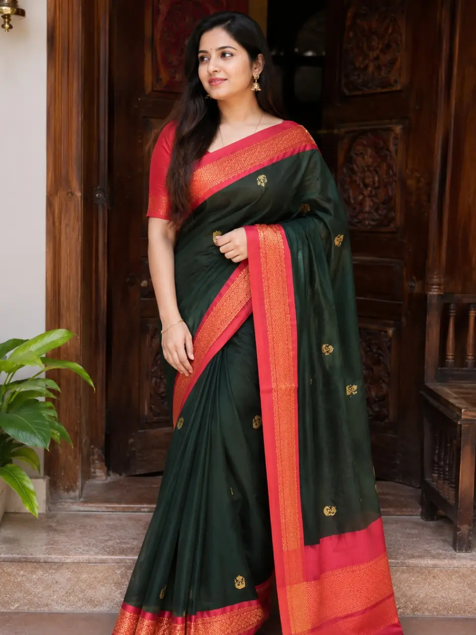 Korvai Soft Silk Saree – Contrast Border with Contrast Blouse