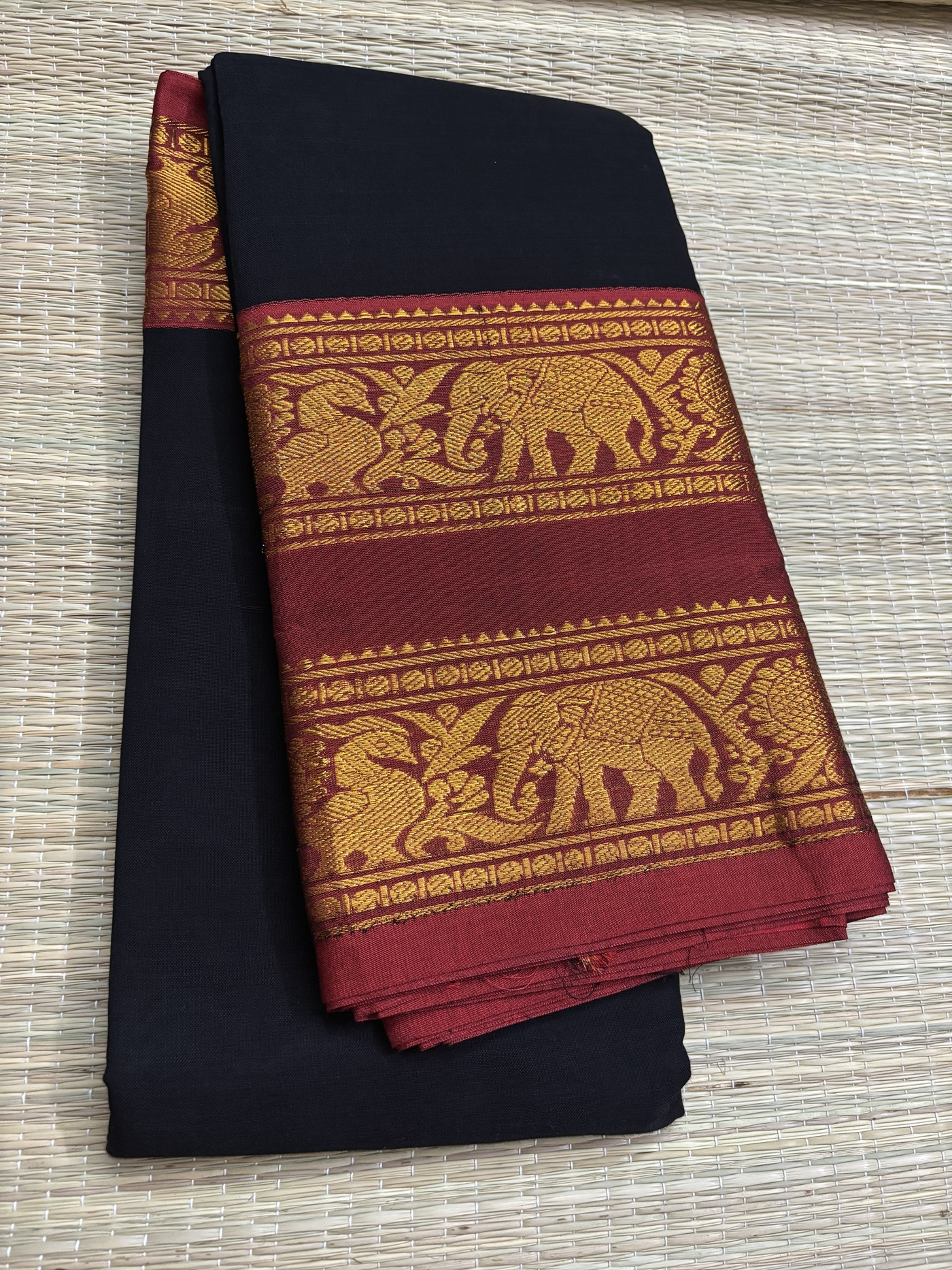 Narayanpet Cotton Saree – Kanchi border pattern in Narayanpet