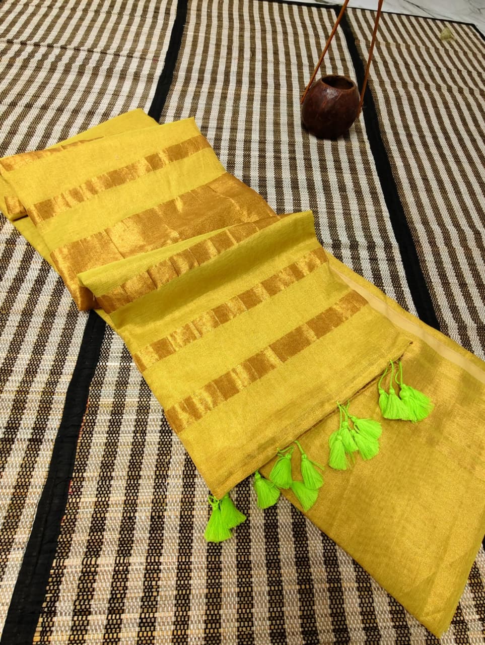 Premium Tissue Khadi Cotton Saree – Full Zari Weaving with Self Border & Running Blouse