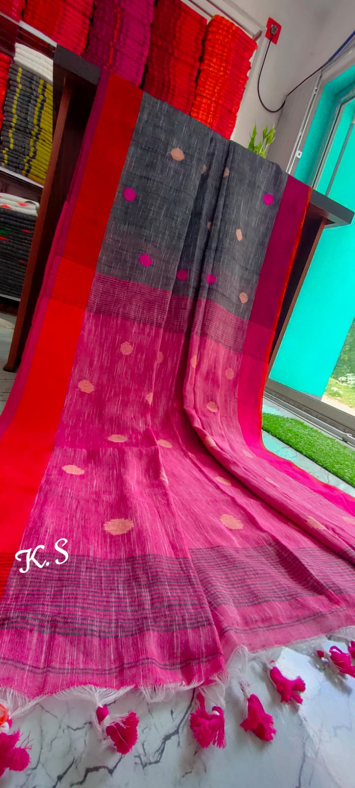 Grey Ball Linen Khadi Cotton Saree – Handwork Design with Contrast Pallu & Blouse