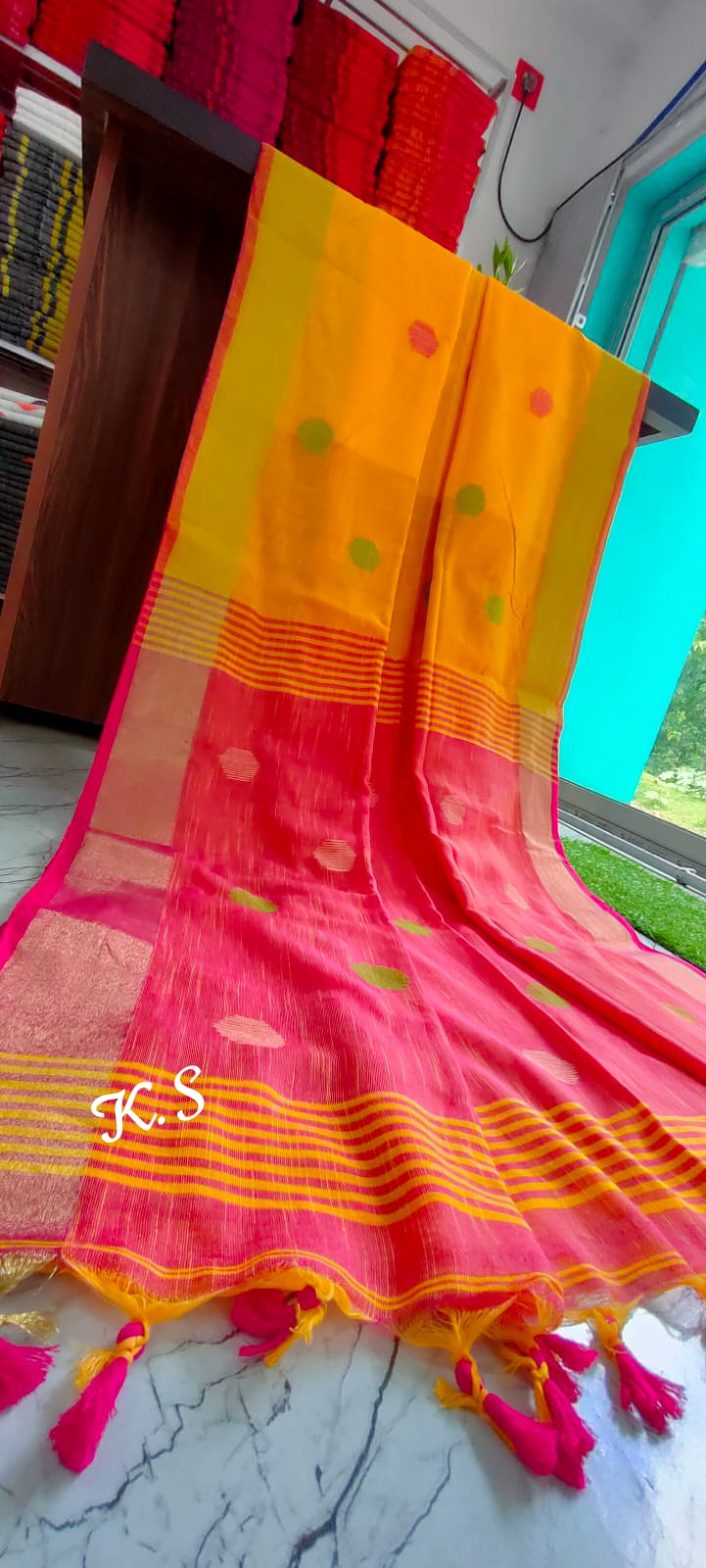 Ball Linen Khadi Cotton Saree – Handwork Design with Contrast Pallu & Blouse