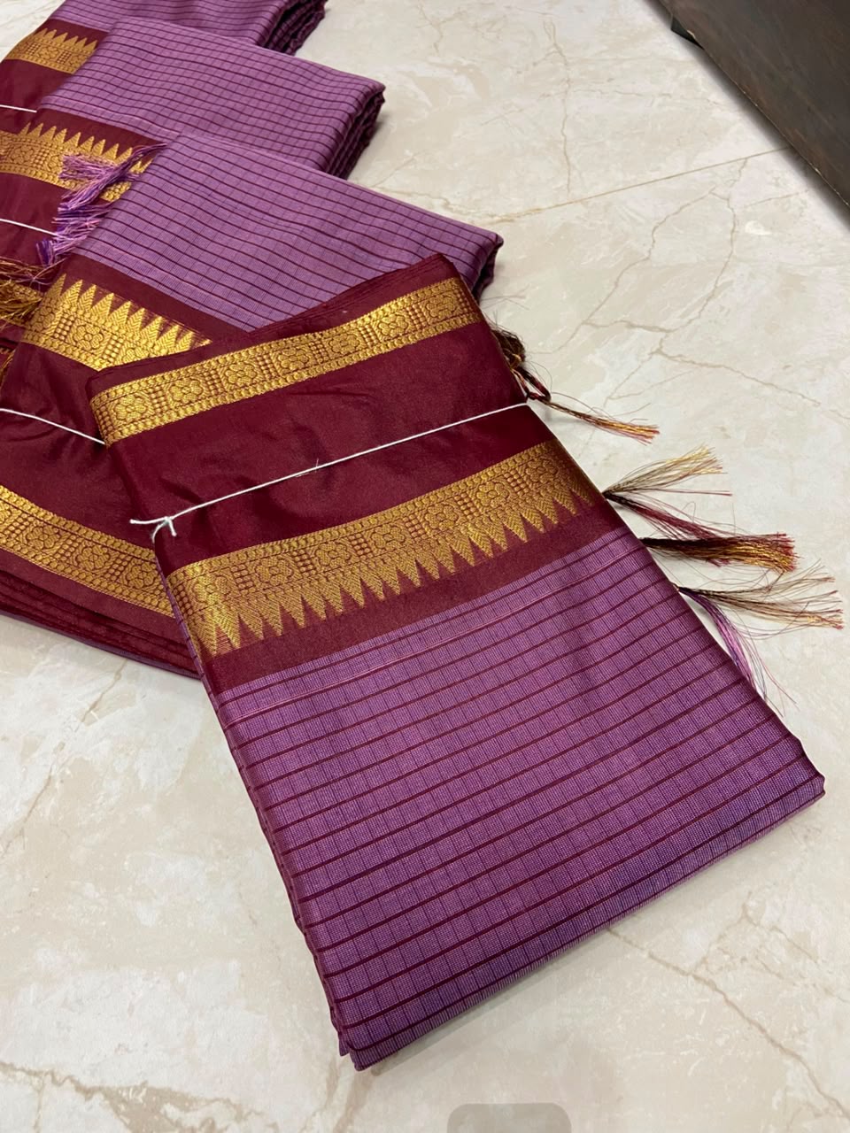 Soft Silk Saree – Checked pattern in Vintage style with rettapetta style border
