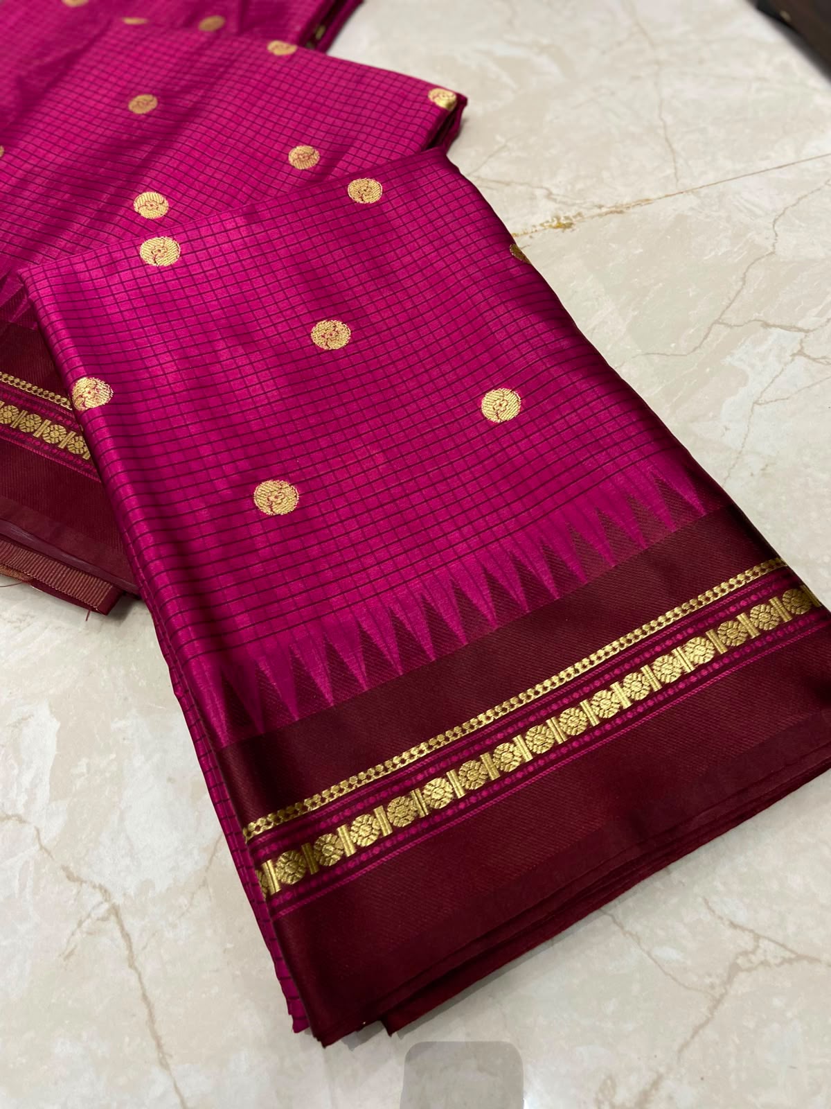 Soft Silk Saree – Checked pattern in Vintage style