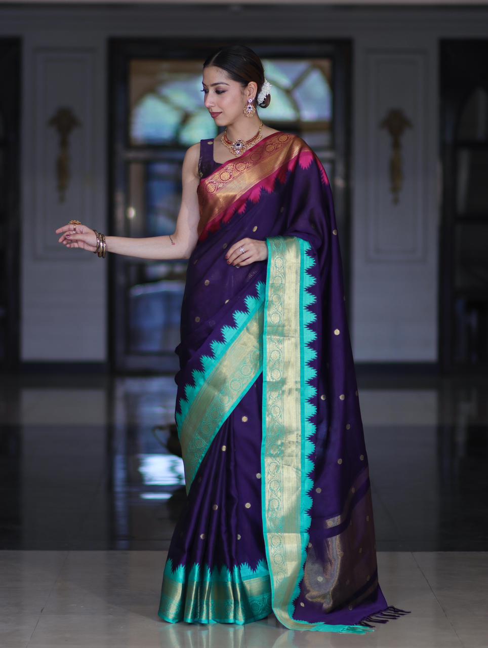 Soft Silk Saree – Zari woven Ganga Jamuna contrast border