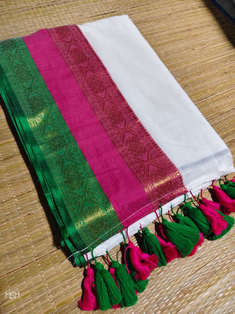 Mul Cotton Saree – Kanchi Style Contrast Border with Running Blouse