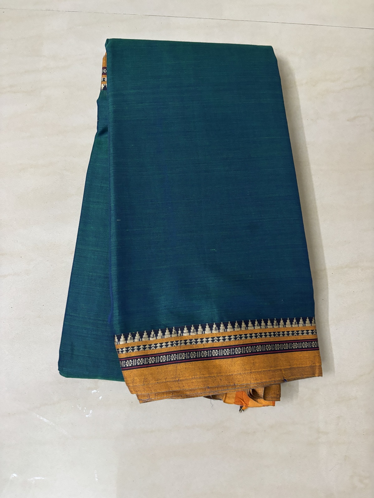 Narayanpet Cotton Saree – Contrast thread border with no image or idols