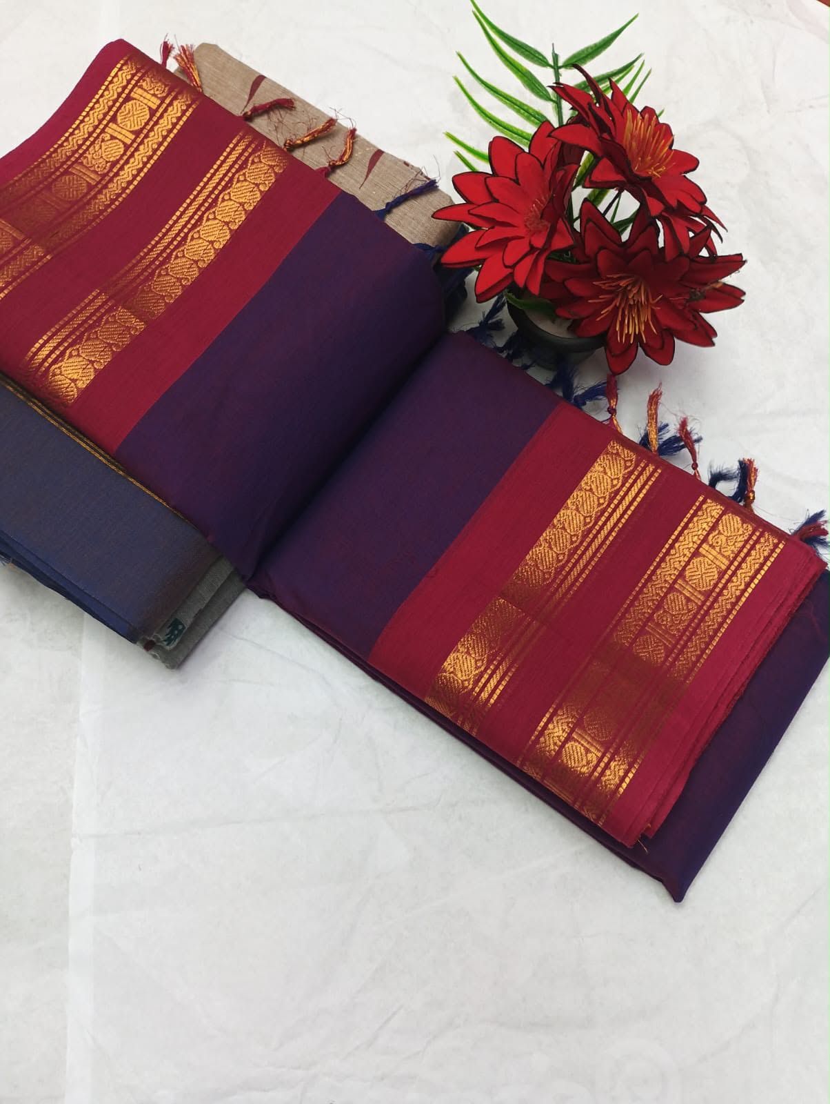 Kanchi Cotton Saree – Traditional and contemporary Zari Border with Striped Pallu & Running blouse
